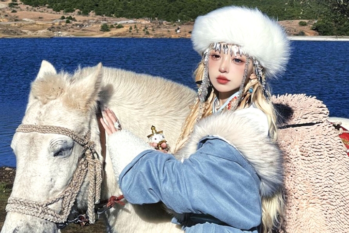 Mông Cổ – Ulaanbaatar, Tiểu Sa Mạc Gobi, Thảo Nguyên Orkhon & Cố Đô Kharkhorin