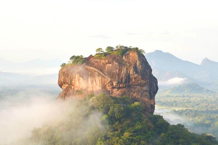 Sri Lanka – Hòn Ngọc Ấn Độ Dương, Về Miền Đất Phật Tích Lan